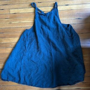 French linen cross back apron, black